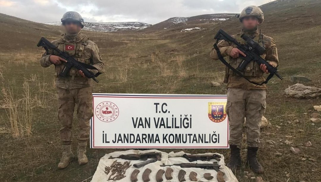 Başkale kırsalında PKK’ya ait silah ve mühimmat ele geçti – Son Dakika Türkiye Haberleri