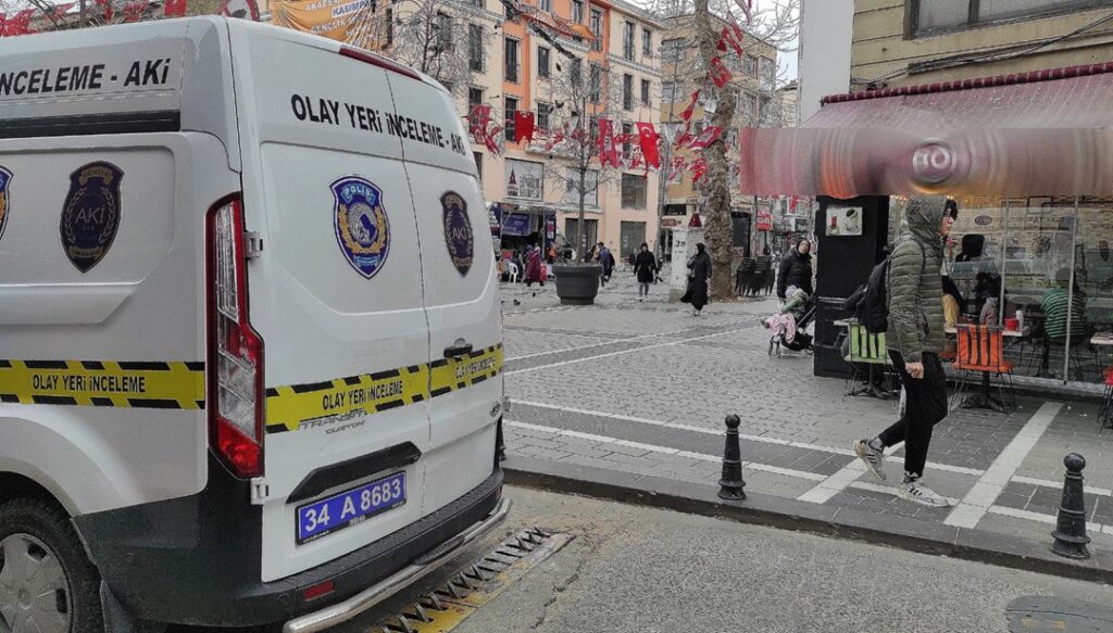 Beyoğlu’nda çatışma: Seken kurşun öğretmeni yaraladı - Son Dakika Türkiye Haberleri