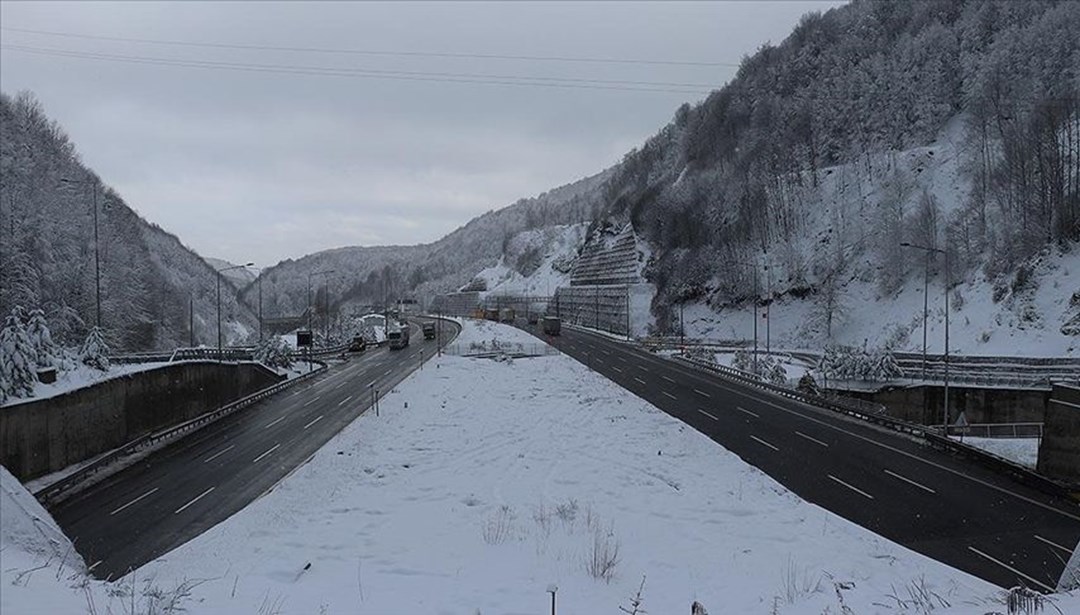 Bolu Dağı’nı kullanacak sürücülere kar yağışı uyarısı – Son Dakika Türkiye Haberleri