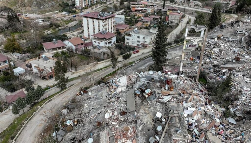 Deprem soruşturmalarında 284 kişi tutuklandı - Son Dakika Türkiye Haberleri