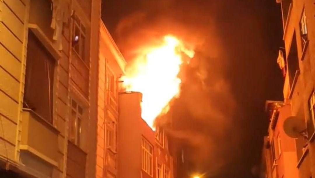 Evini ateşe verip sosyal medyada paylaştı – Son Dakika Türkiye Haberleri