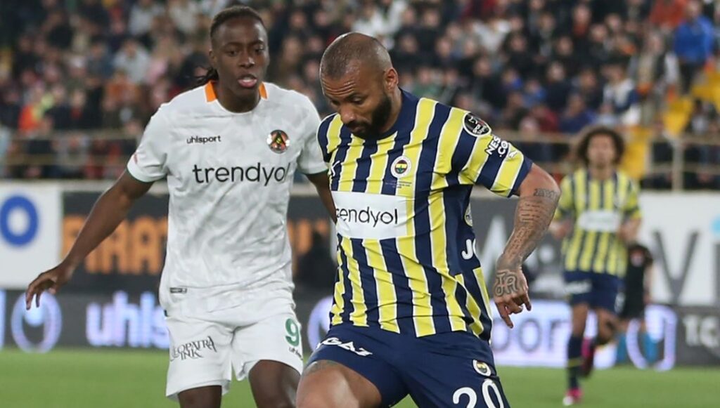 Fenerbahçe'den devre arası açıklama: "Sisteminize yazıklar olsun" - Son Dakika Spor Haberleri