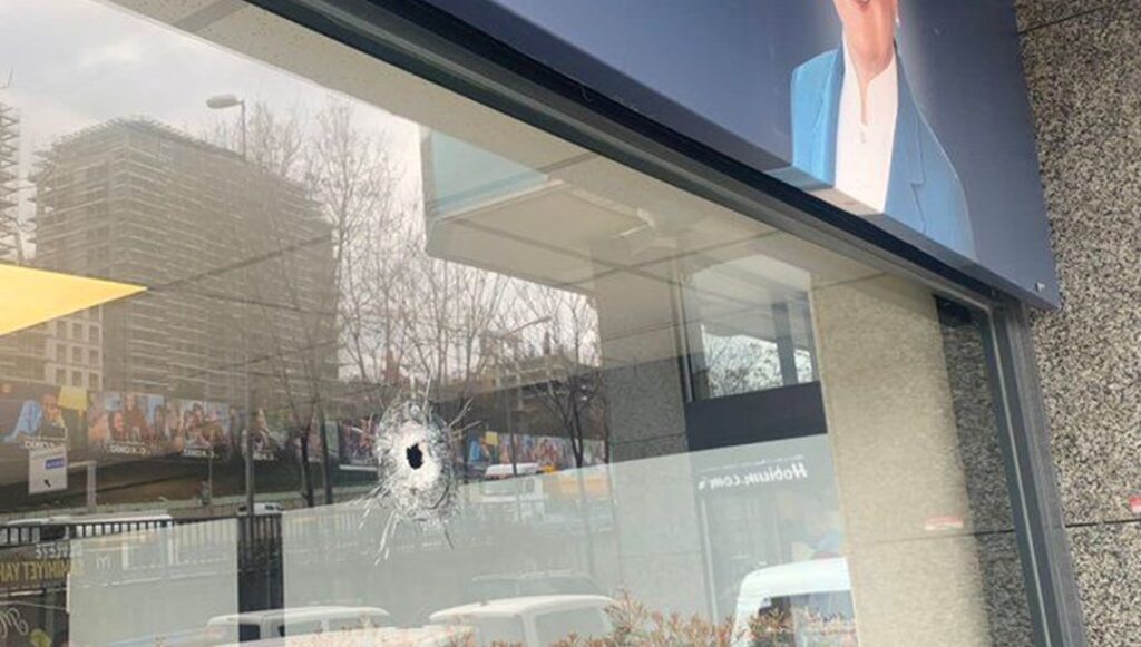 İYİ Parti İstanbul İl Başkanlığına silahlı saldırı - Son Dakika Türkiye Haberleri