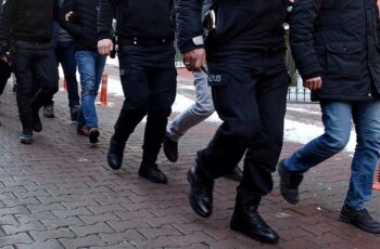 İstanbul’da FETÖ operasyonu: 14 gözaltı – Son Dakika Türkiye Haberleri