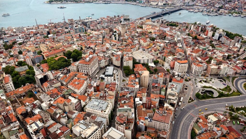 İstanbul'da Marmara'ya yakın yapılar depremde risk altında | "Kıyı tarafları birinci dereceden depremden etkilenecek yerler" - Son Dakika Türkiye Haberleri