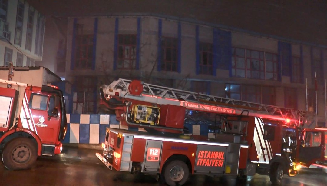 İstanbul’da kalem fabrikasında yangın – Son Dakika Türkiye Haberleri