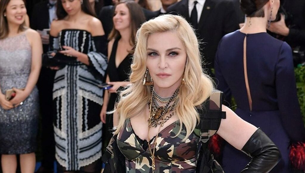 Madonna yeni şarkı hazırlığında | N-Life