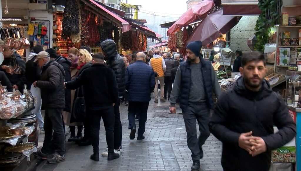 Mısır Çarşısında ramazan hareketliliği - Son Dakika Türkiye Haberleri
