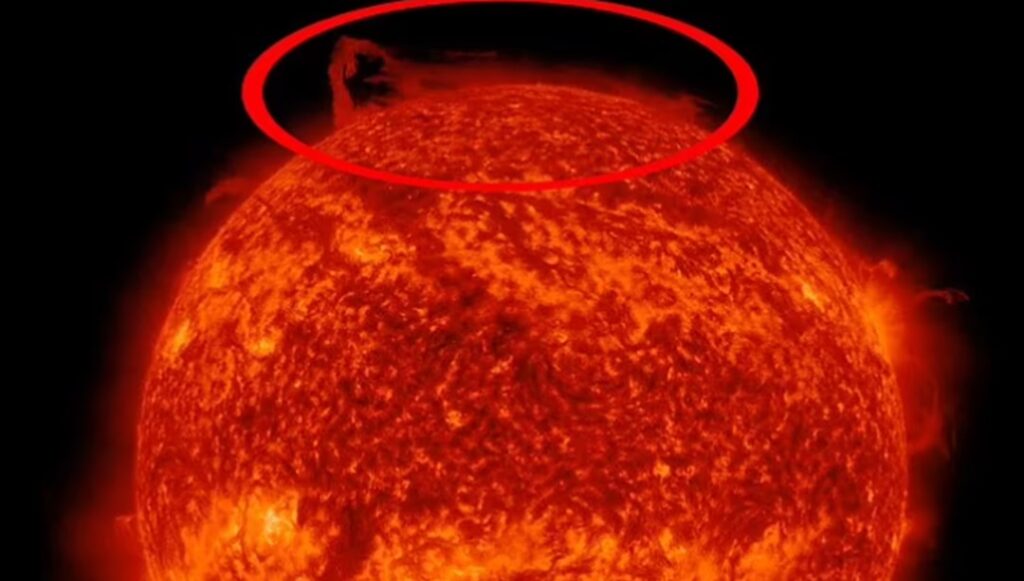 NASA paylaştı: Dünya'dan 14 kat daha büyük Güneş fırtınası görüntülendi - Son Dakika Teknoloji Haberleri