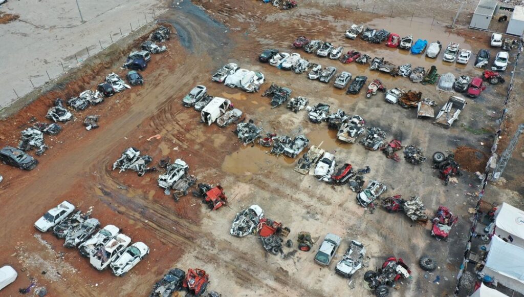 Nurdağı'nda enkazdan çıkarılan hasarlı araçlar sahiplerini bekliyor - Son Dakika Türkiye Haberleri