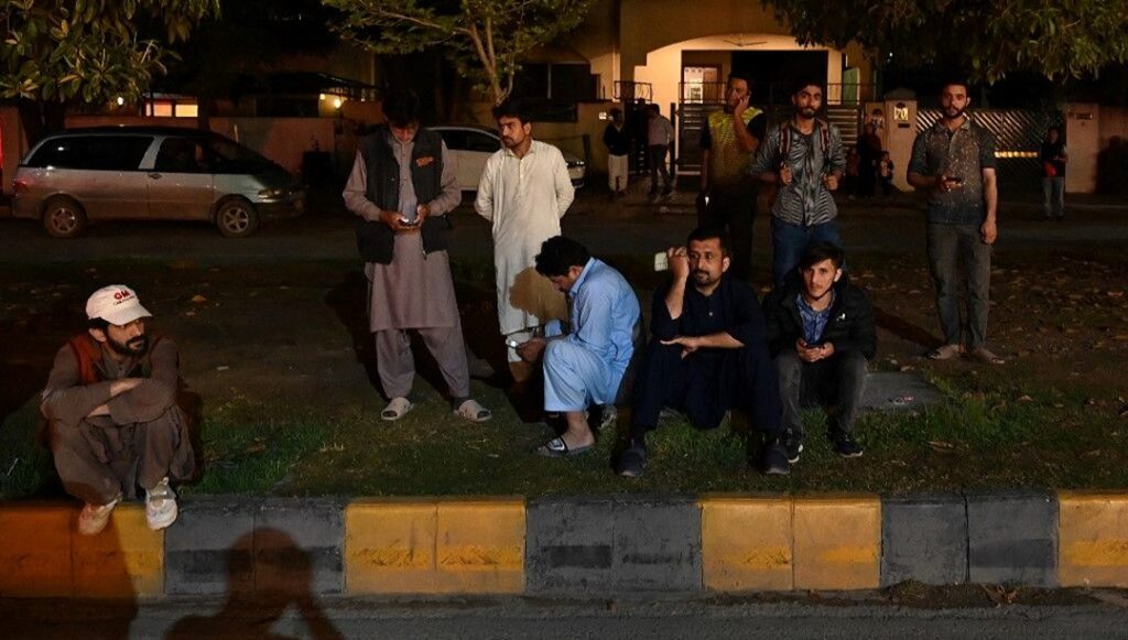 Pakistan'da deprem sebebiyle ölenlerin sayısı 9'a yükseldi - Son Dakika Dünya Haberleri