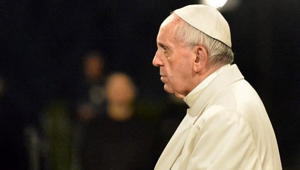 Papa Francis hastaneye kaldırıldı - Son Dakika Dünya Haberleri