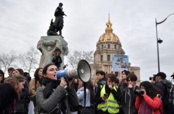 Paris’te emeklilik reformu protestolarında 243 kişi gözaltına alındı – Son Dakika Dünya Haberleri