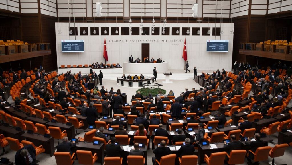 SON DAKİKA HABERİ: TBMM'de kabul edildi: Afet Yeniden İmar Fonu kuruluyor - Son Dakika Türkiye Haberleri