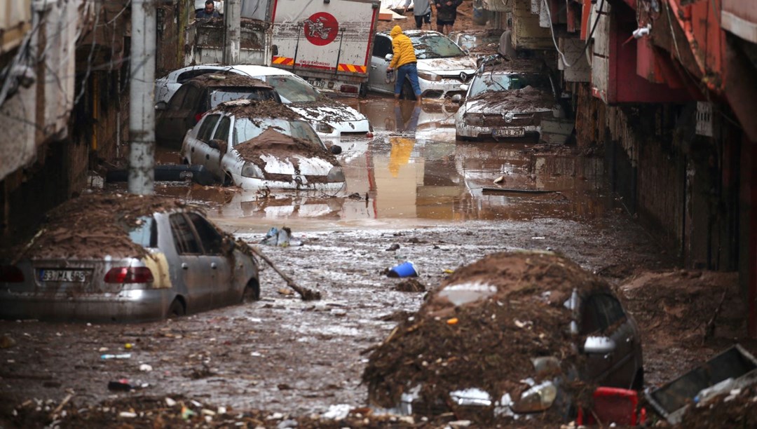 Sellerin nedeni iklim değişikliği mi ? | Prof. Dr. Kurnaz: Sel felaketleri daha da şiddetlenecek – Son Dakika Türkiye Haberleri