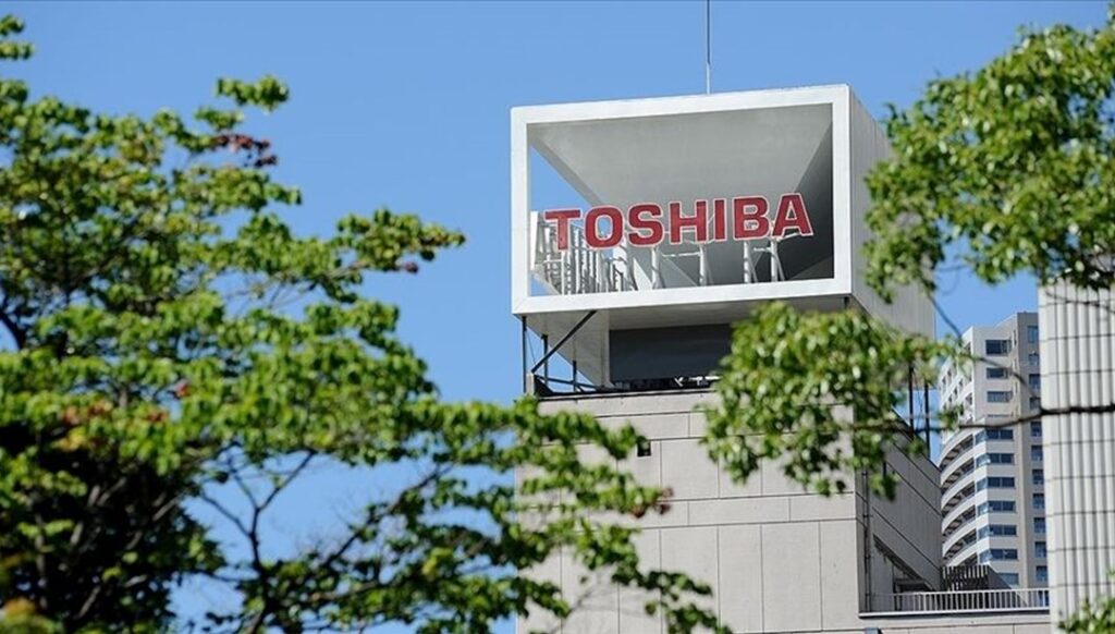 Toshiba 15,3 milyar dolarlık satın alma teklifini kabul etti - Son Dakika Ekonomi Haberleri