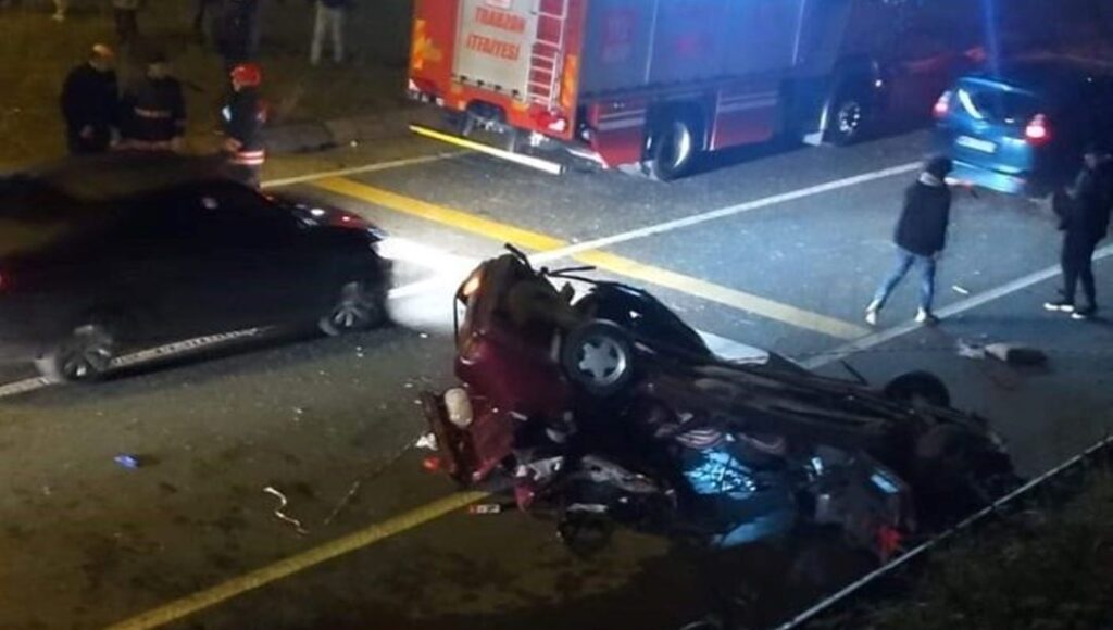 Trabzon'daki trafik kazasında 2 kişi öldü, 2 kişi ağır yaralandı - Son Dakika Türkiye Haberleri