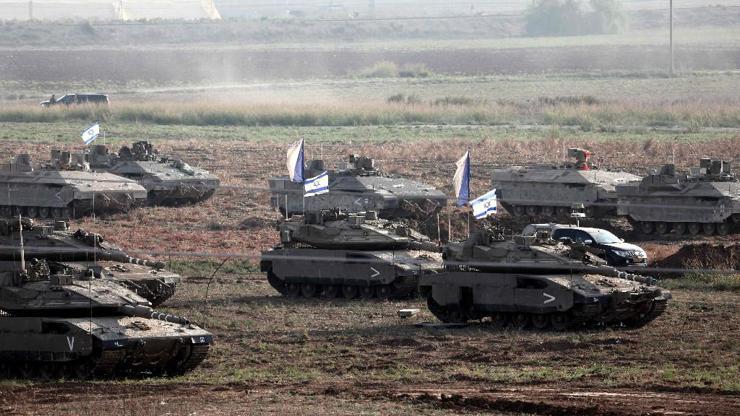 İsrail tankları, Gazze sınırında bekliyor